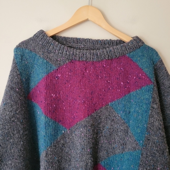 Vintage Handmade Knit Grey Wool Oversized Sweater with Geometric Design - Picture 3 of 8